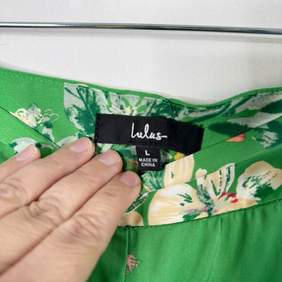 Lulu’s Thriving Vibes Bright Green Floral Print Satin Wide Leg Pants NEW Size L - Picture 6 of 16